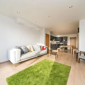 New 2bd Flat 4mins To Excel Centre Fast City Links , London United Kingdom